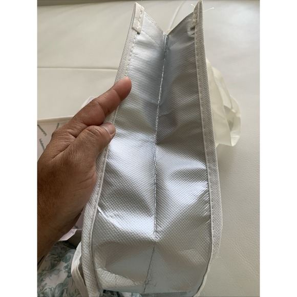 Lululemon Reusable Totes 1 Small 1 Large SIZE . WHITE And Gray - Picture 5 of 7